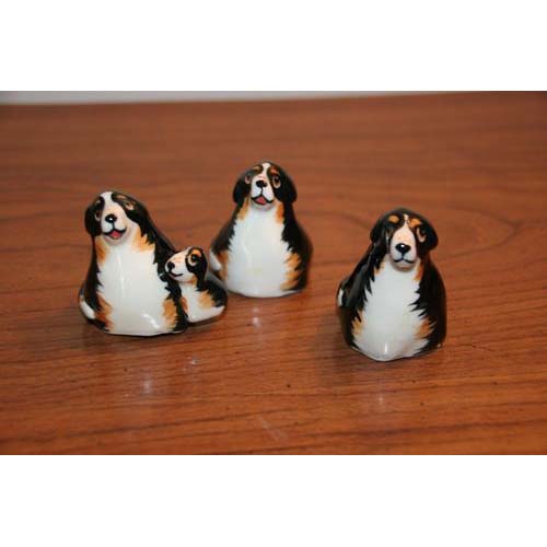 figurines